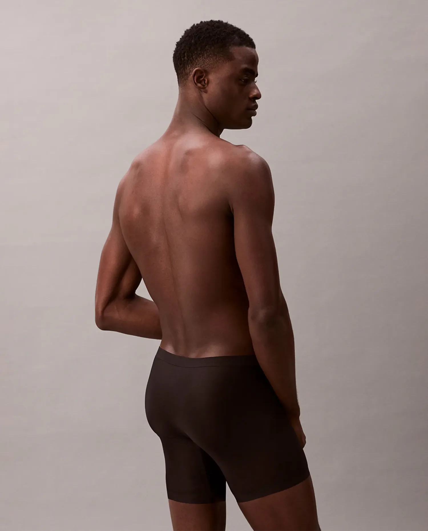 Длинные боксерские трусы для одного Calvin Klein, черный — фото 3