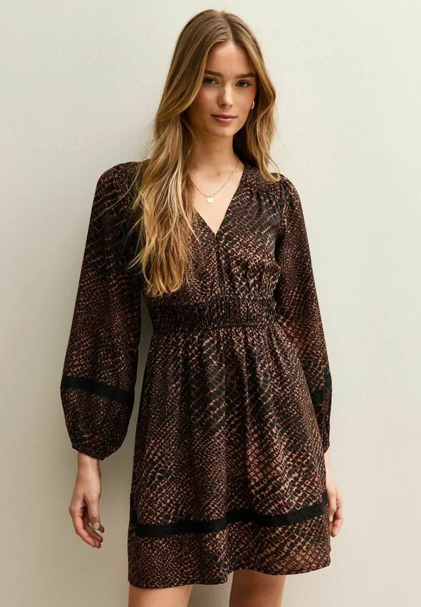 

Мини-Платье с длинными рукавами и анималистическим принтом New Look, Brown Pattern