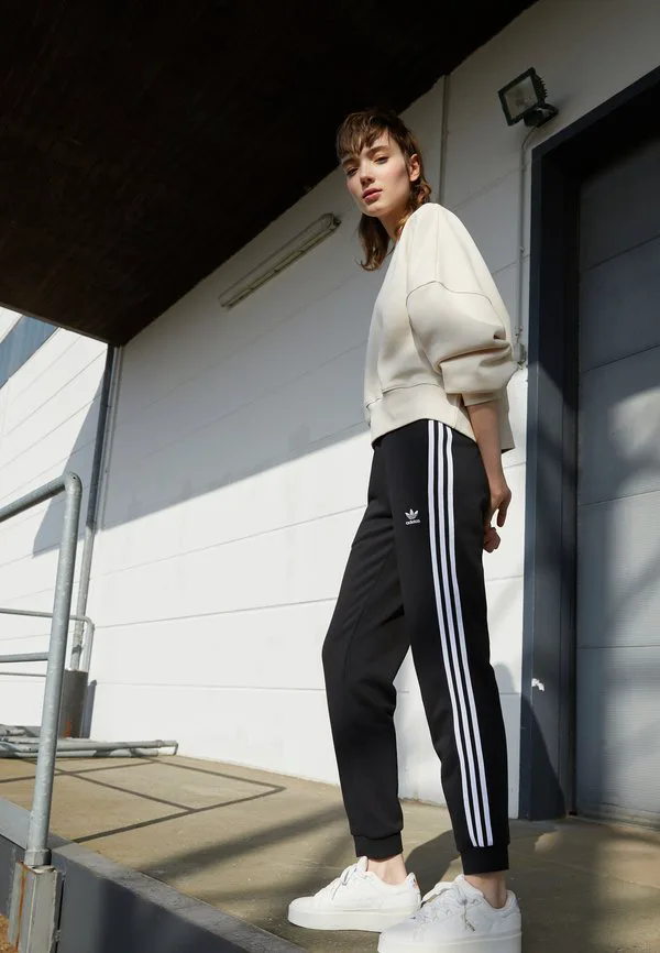 Узкие спортивные брюки-джоггеры с манжетами Adidas Originals, Black
