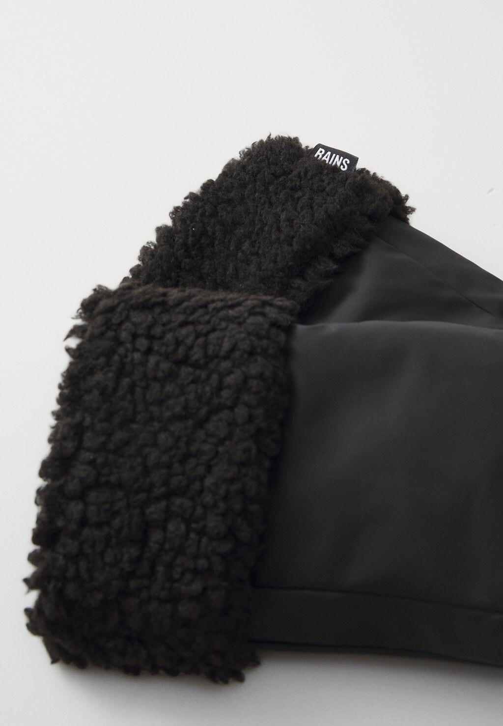 

Рукавицы PUFFER MITTENS UNISEX Rains, черный