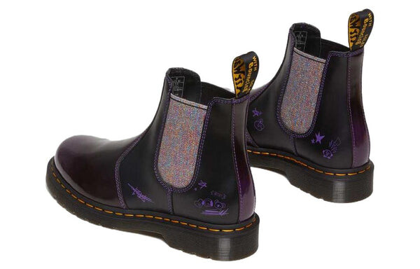 Кроссовки x bt21 2976 leather chelsea boots 'purple black' Dr. Martens, фиолетовый — фото 4