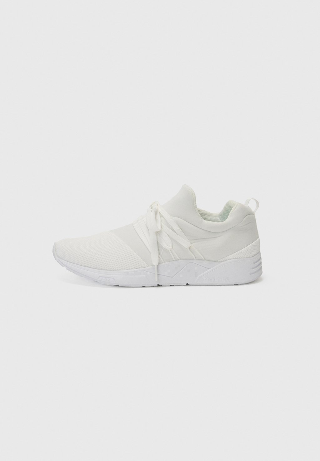 

Кроссовки RAVEN UNISEX ARKK Copenhagen, белый