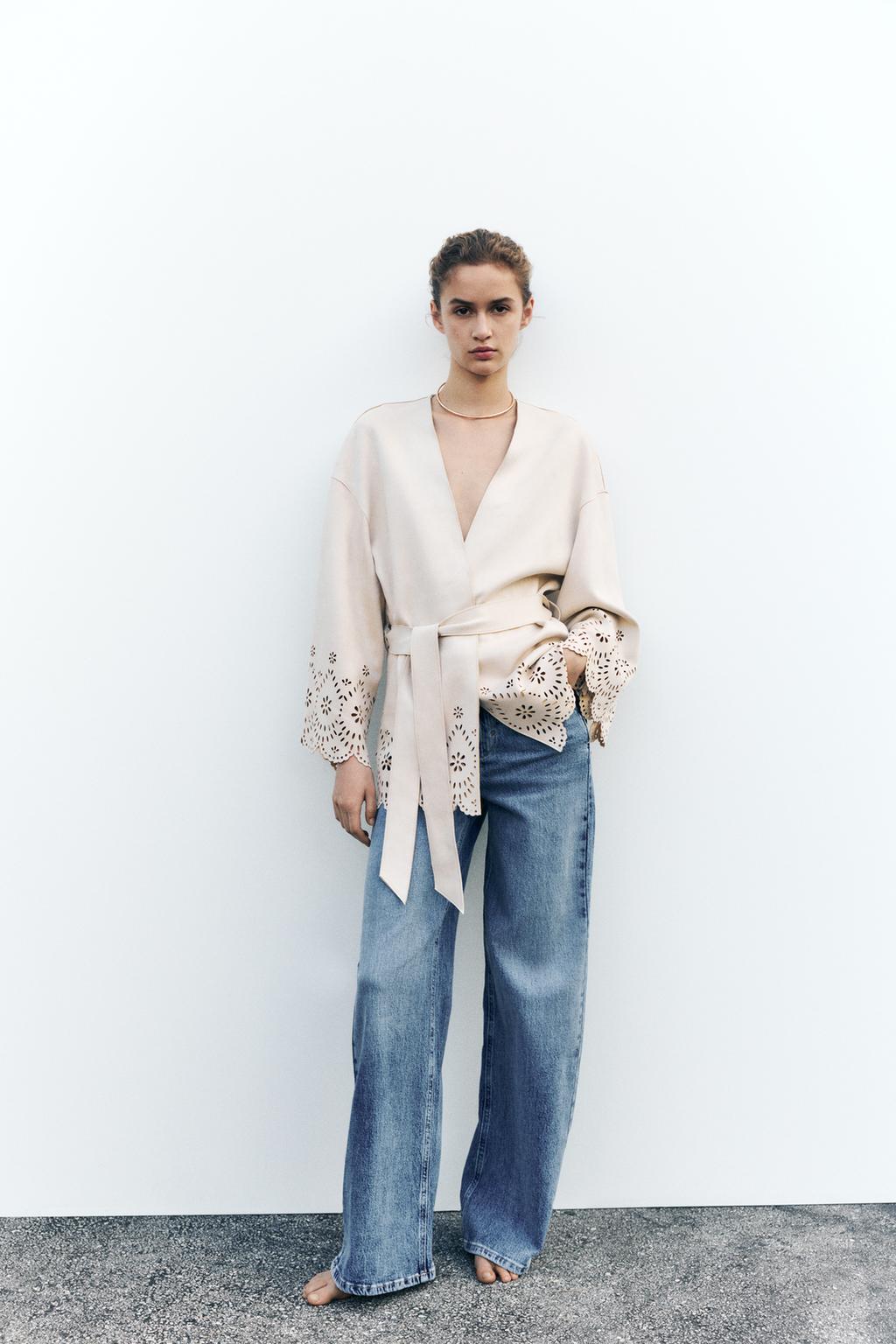 

Тренч с ажурным замшевым эффектом ZARA, экрю