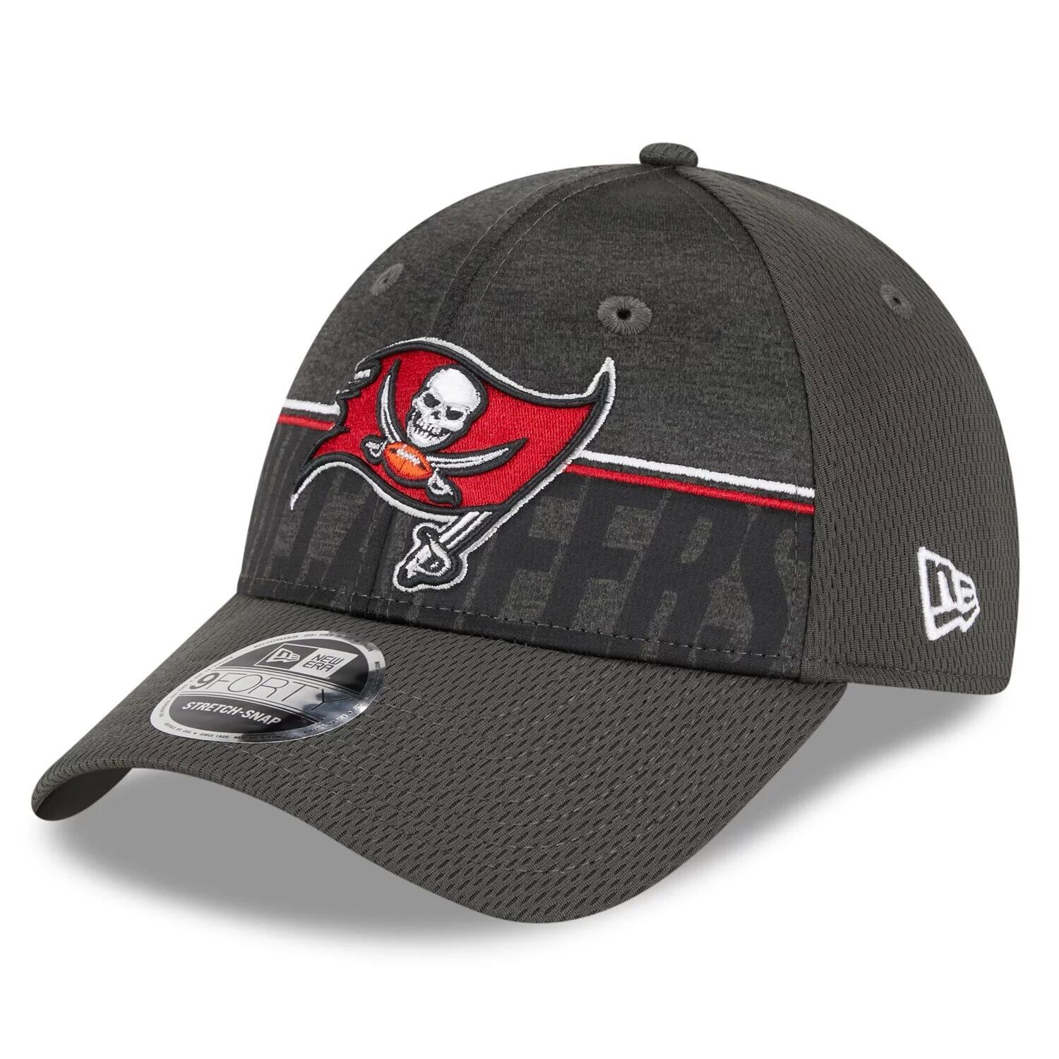 

Мужская регулируемая кепка New Era Pewter Tampa Bay Buccaneers 2023, тренировочный лагерь НФЛ 9FORTY