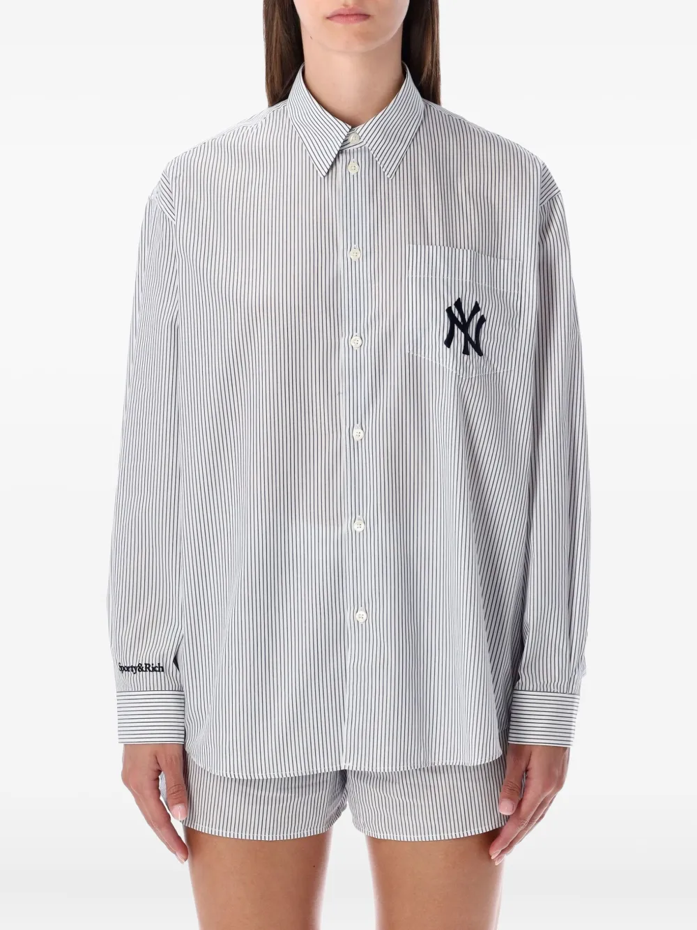 

Полосатая рубашка с логотипом Yankees в стиле с засечками Sporty & Rich, синий