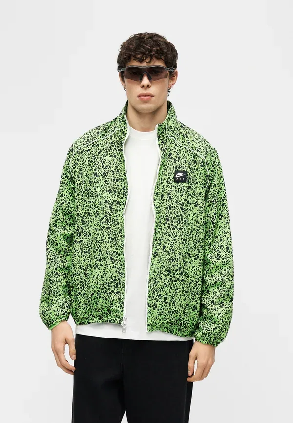 Куртка Nike Sportswear, цвет тёмно-зелёный — фото 4