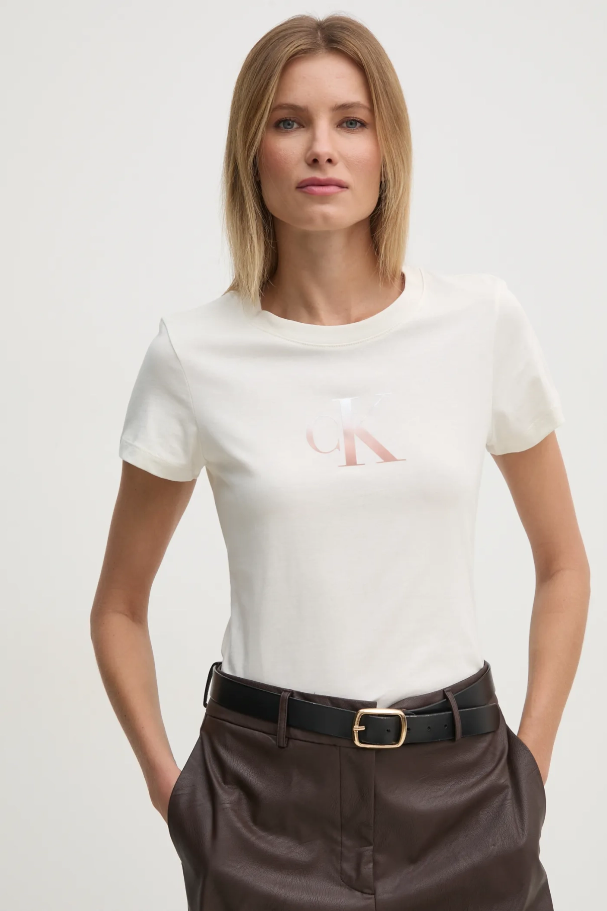

Хлопковая футболка Calvin Klein Jeans, бежевый