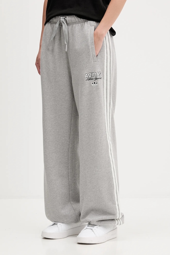

Хлопковые спортивные штаны GFX SWEATPANTS Adidas Originals, серый