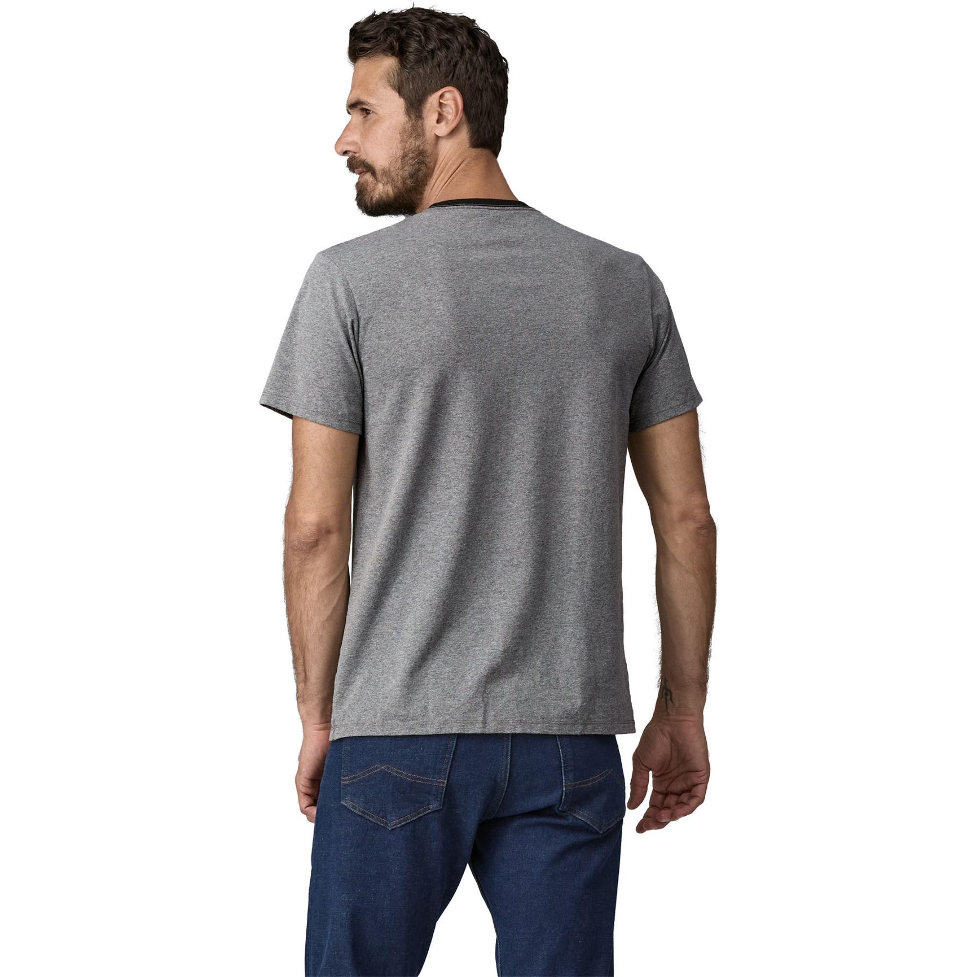 Мужская футболка с наклейкой для магазина Responsibili-Tee Shirt Patagonia, Gravel Heather — фото 2