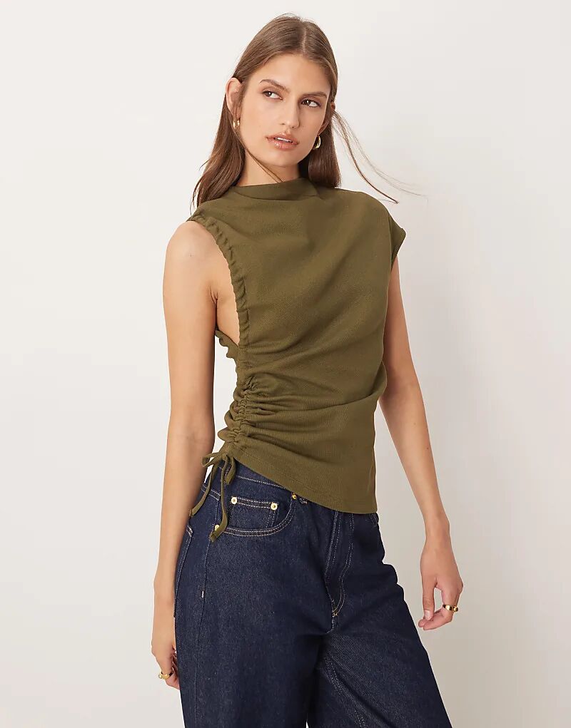 

Топ в рубчик ASOS DESIGN на горловине с присборенными боками цвета хаки