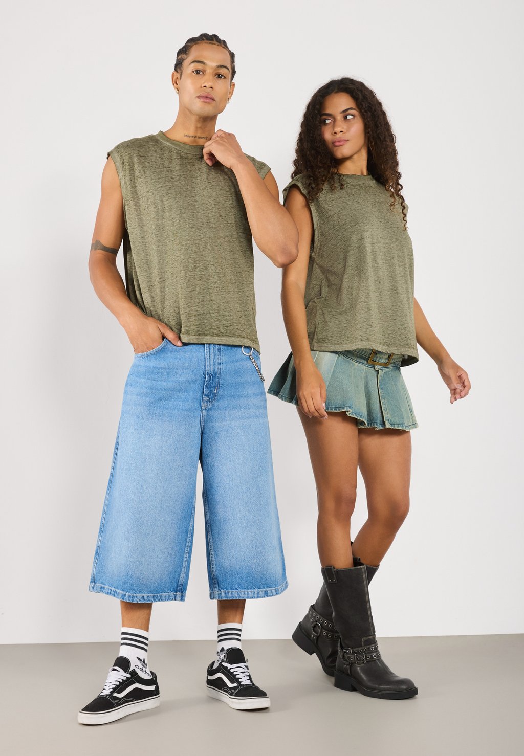 

Топ 2 PACK UNISEX YOURTURN, хаки