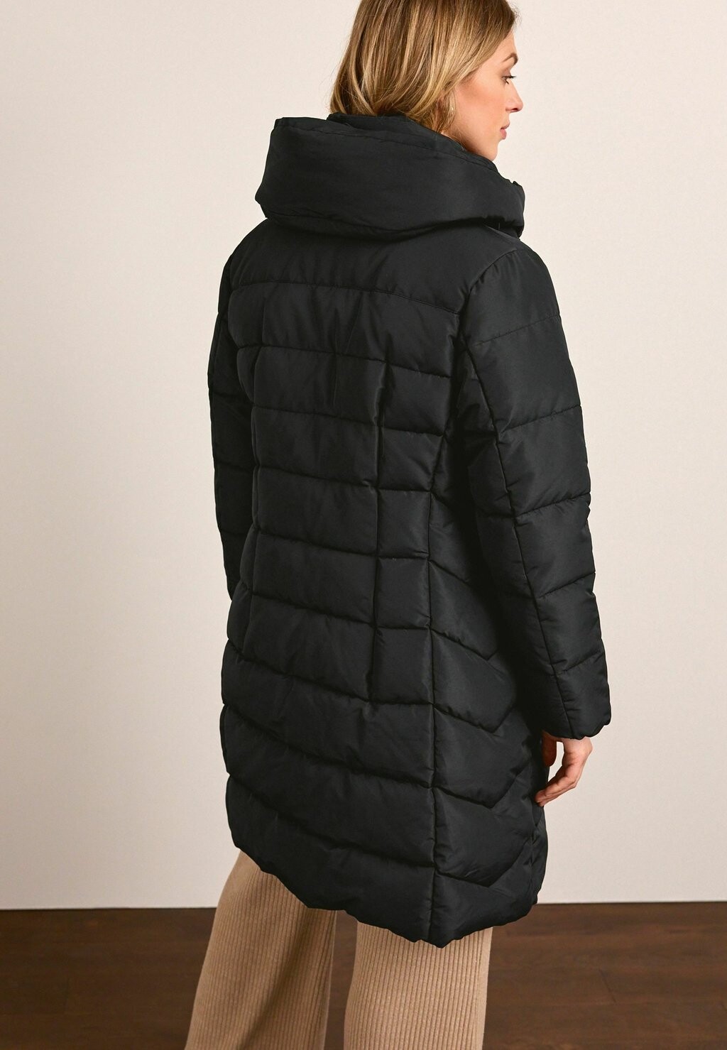 

Зимнее пальто WITH ZIP-OUT PANEL Next, черный