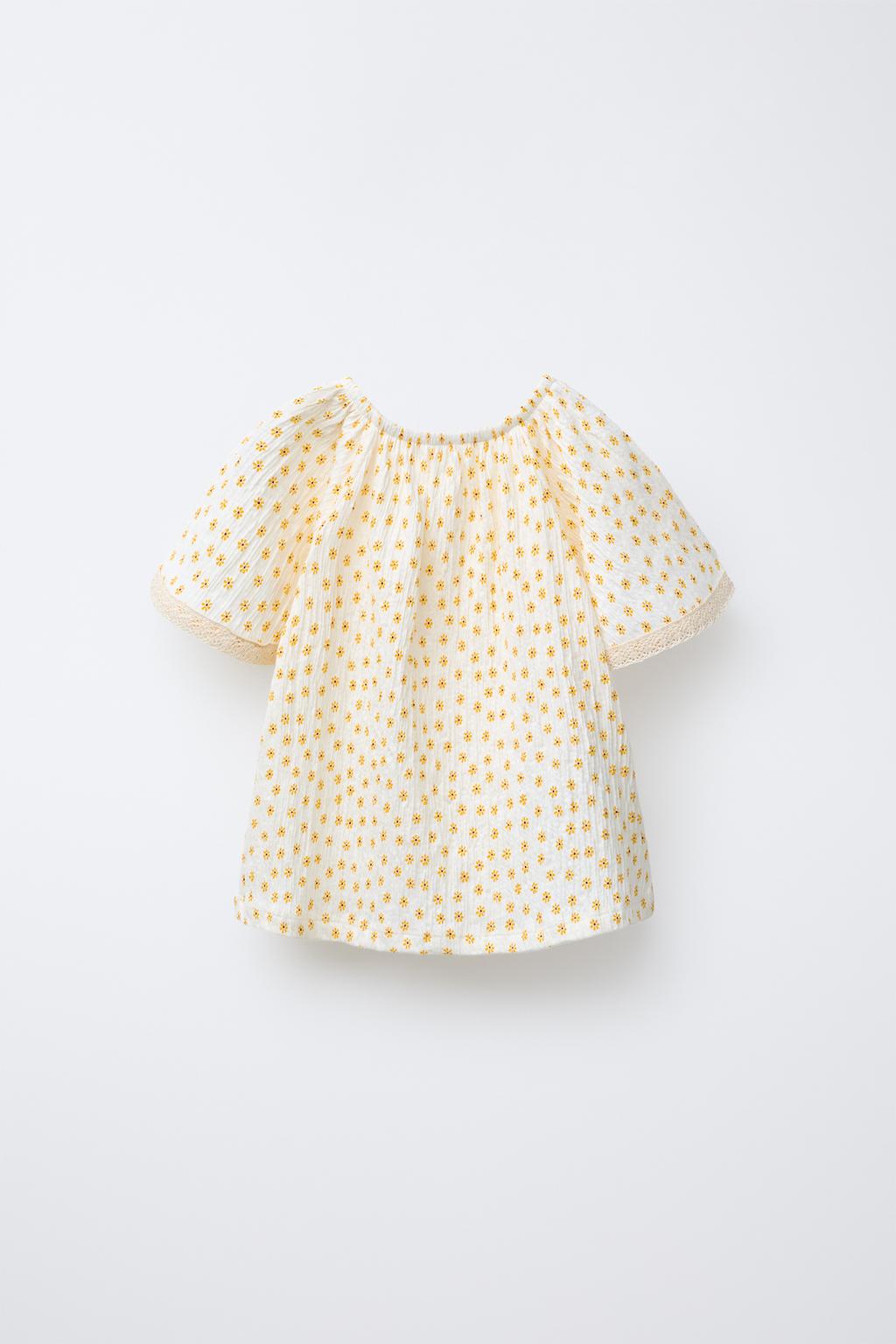 

Футболка с кружевным принтом ZARA, цвет Light yellow