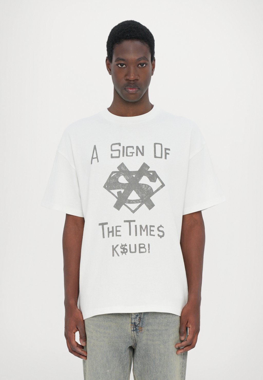 

Футболка с принтом THE SIGN EKCESS ANTIQUE Ksubi, белый