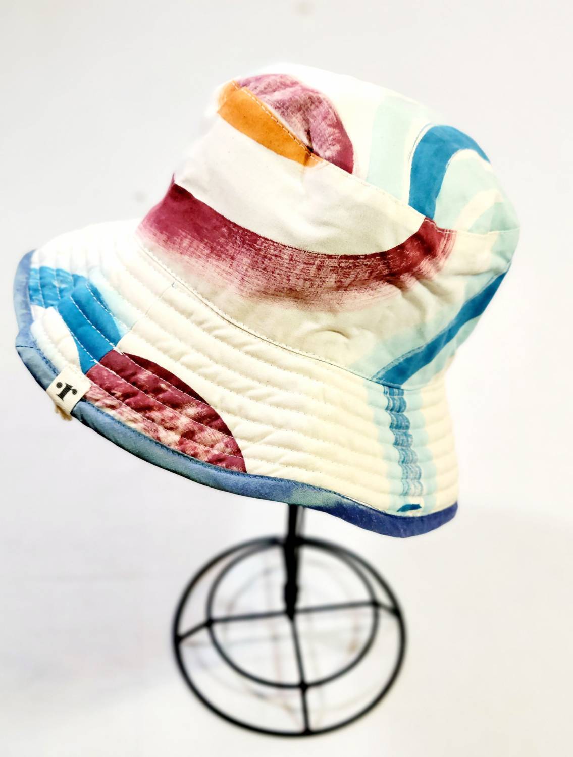 

Женская шляпа-боа Bleu Glace Bucket Hat в цвете Multi Romualda