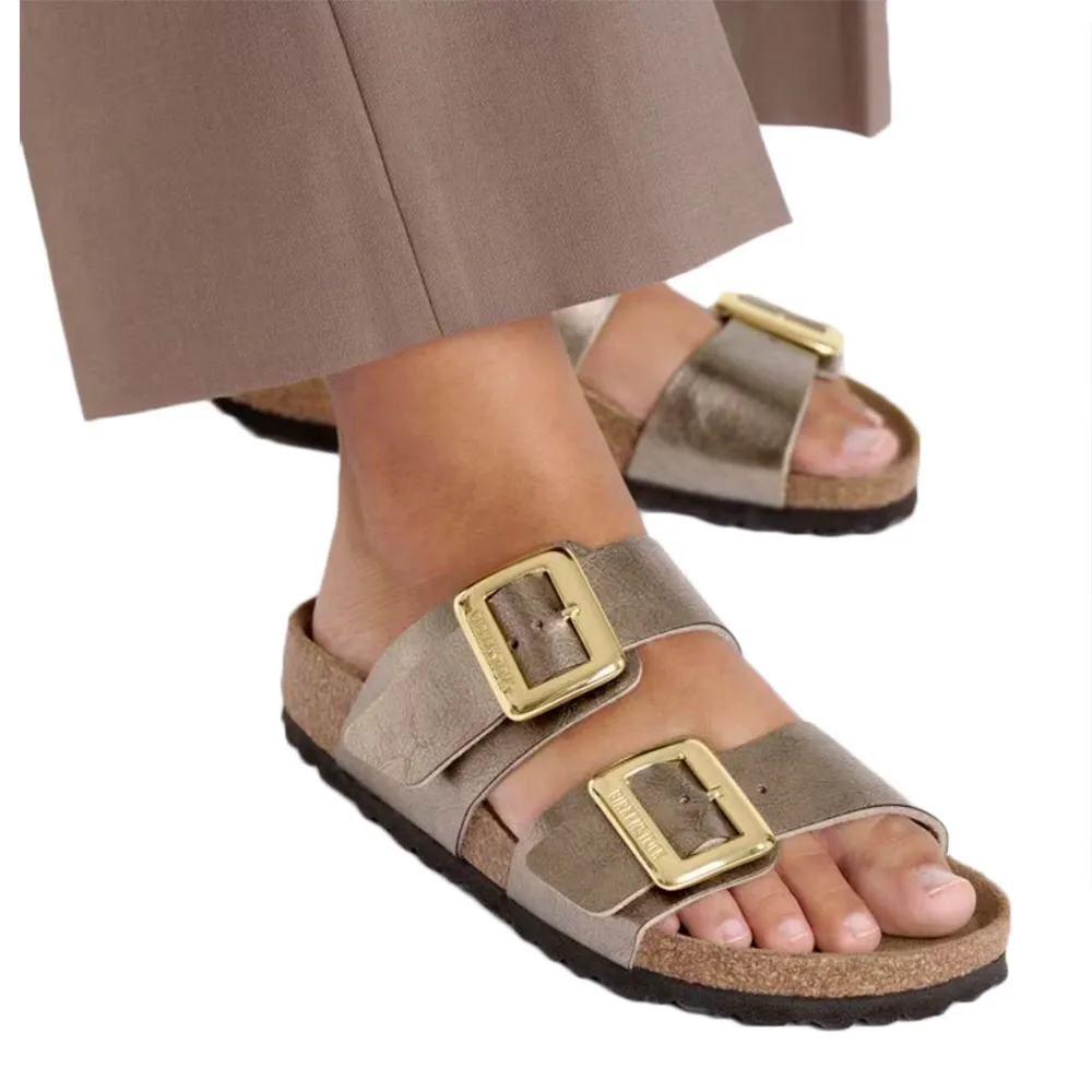 Сандалии Birkenstock Sydney Cushion Buckle Birko-Flor, коричневый — фото 2