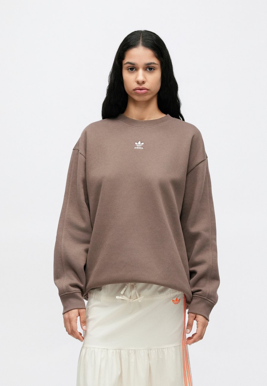 Толстовка Adidas Originals CREW, Earth Strata/Light Brown — фото 4