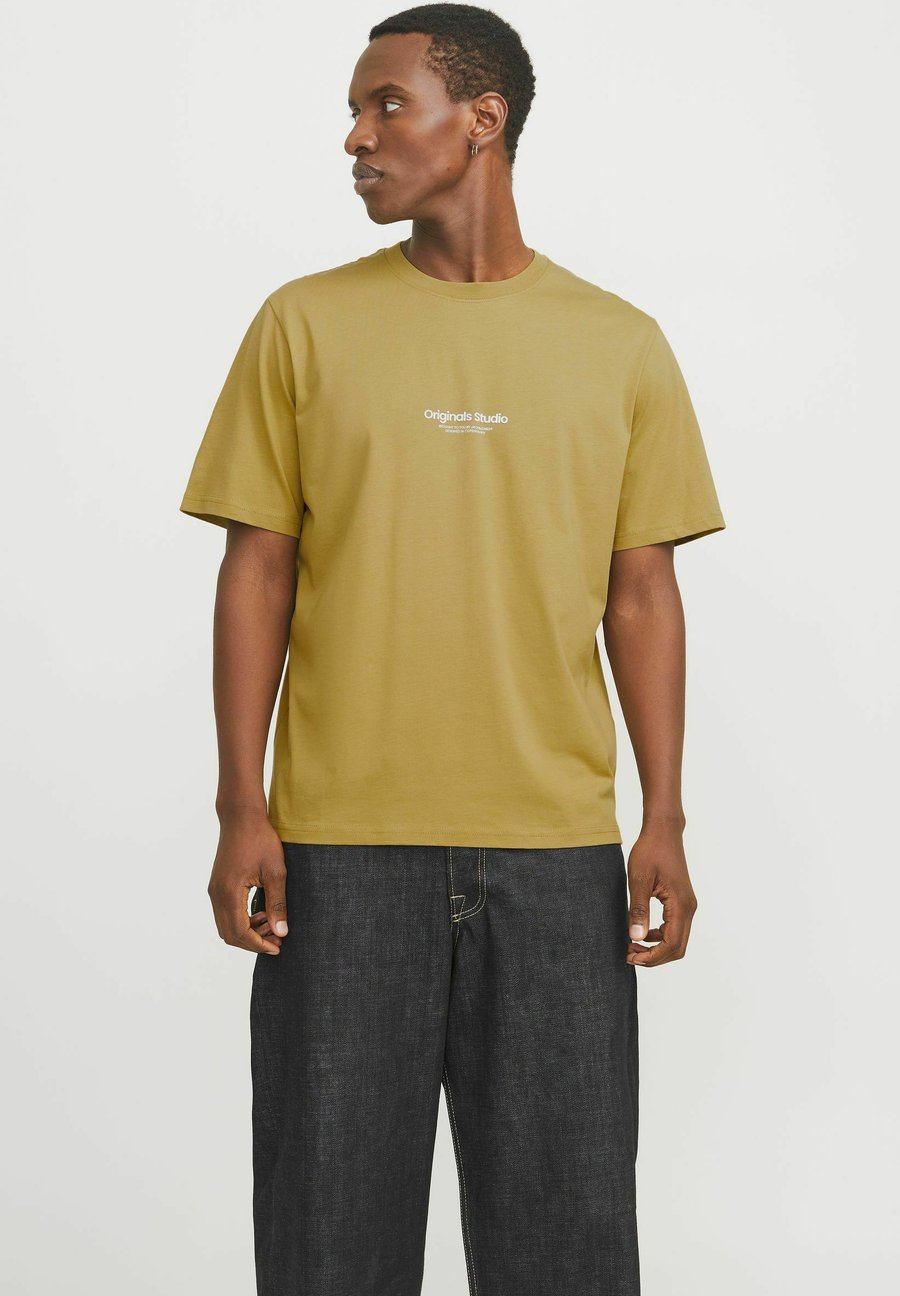 

Футболка Jack & Jones 2-ER SET LOGO JORVESTERBRO, Senf/Mustard Yellow, Желтый, Футболка Jack & Jones 2-ER SET LOGO JORVESTERBRO, Senf/Mustard Yellow