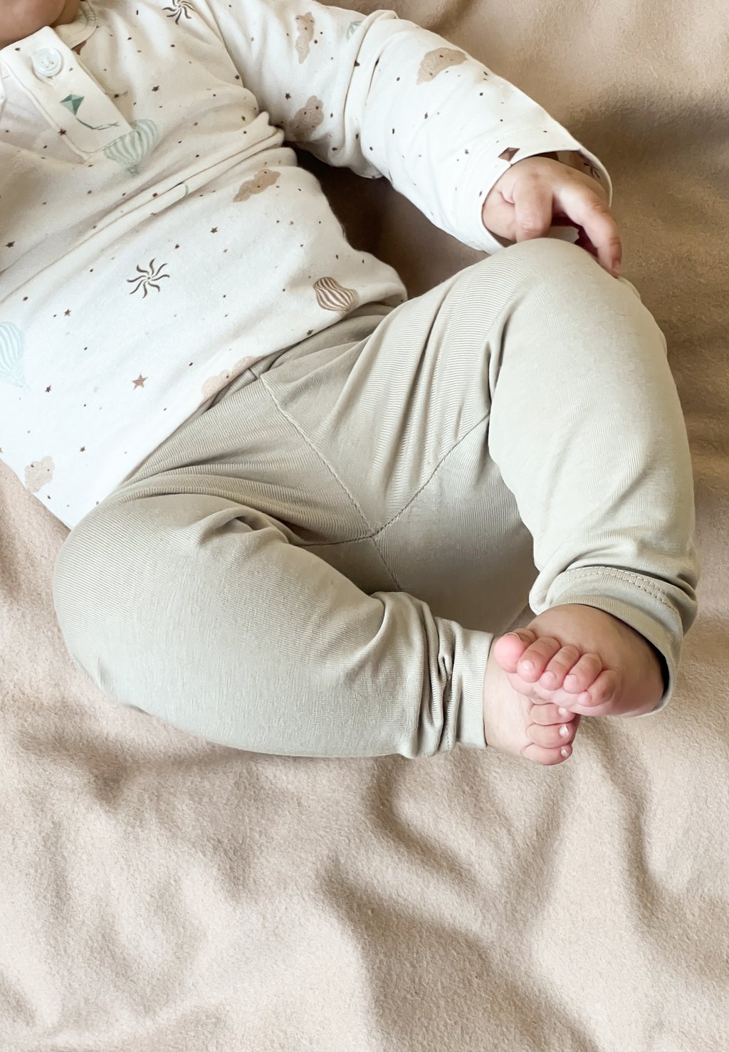 Брюки BABY GINGS LOUIE UNISEX Cam Cam Copenhagen, бежевый — фото 2