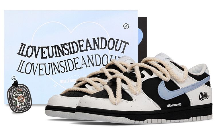 

Женские кроссовки для скейтбординга Nike Dunk, White