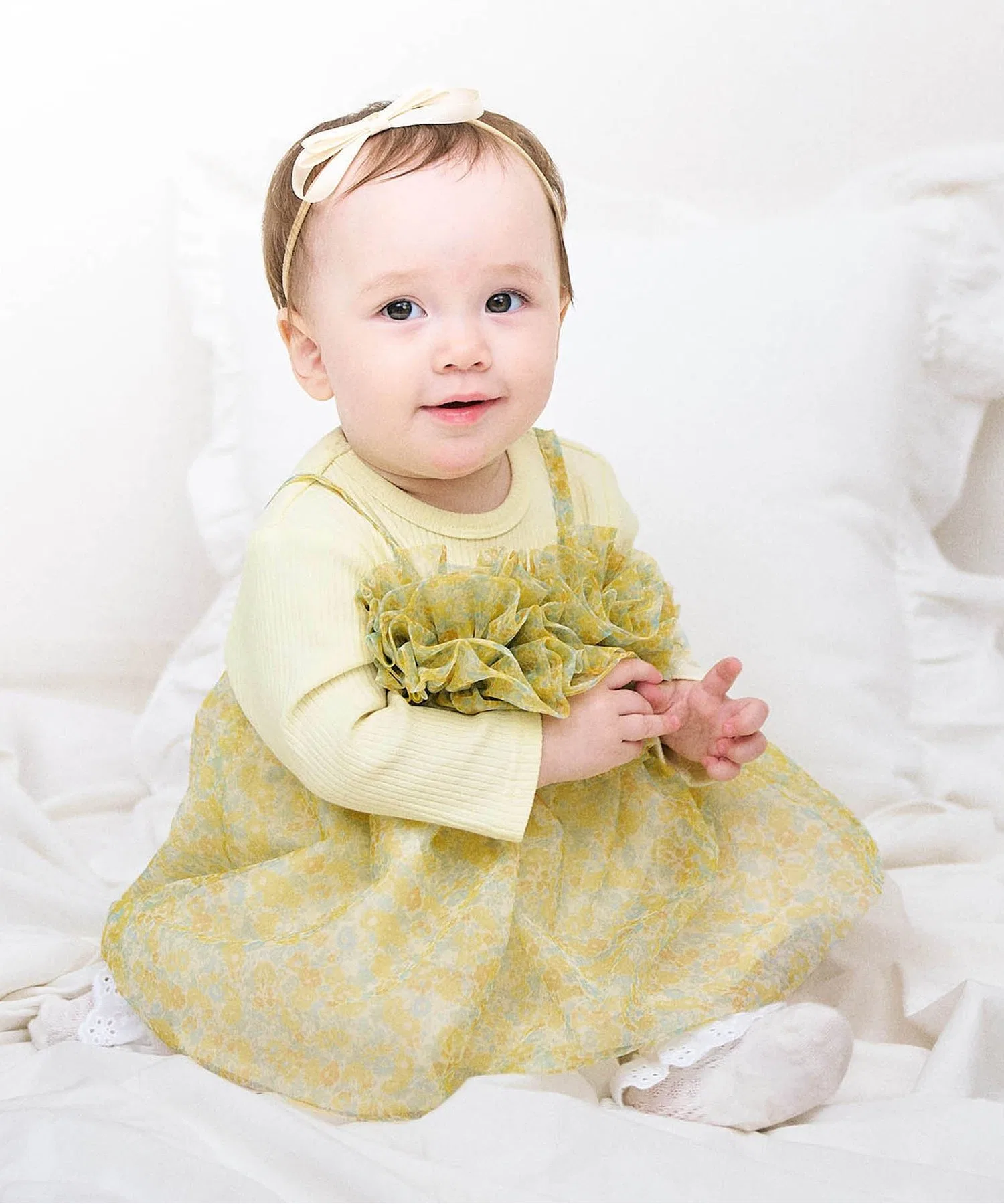 Объемный комбинезон из тюля с цветочным принтом