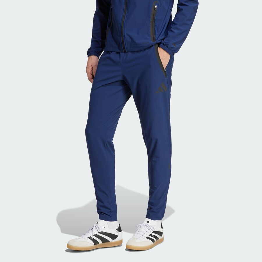 

Обычные тренировочные брюки ADIDAS PERFORMANCE Manchester United Tiro 25 Competition, синий