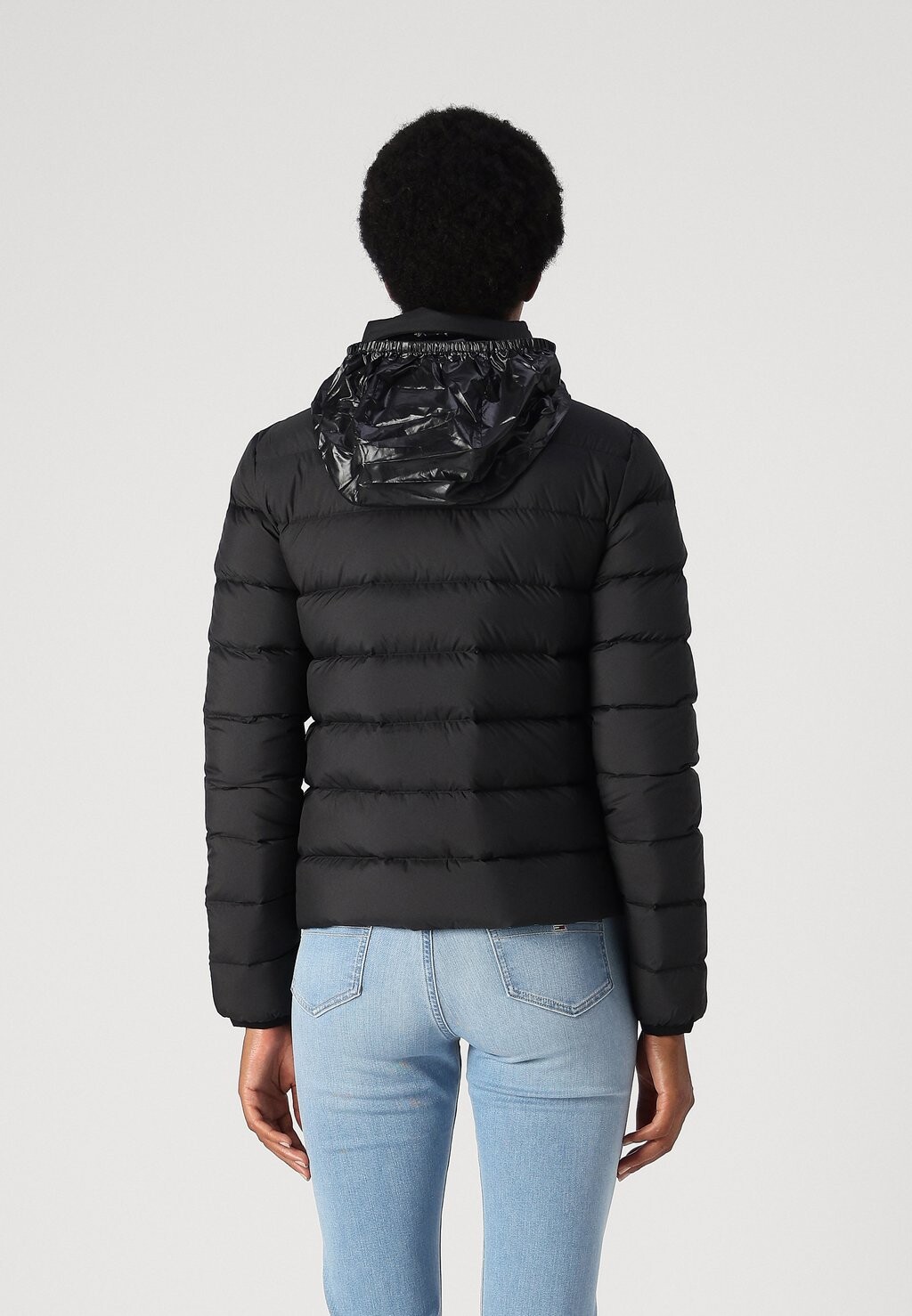 

Пуховик PUFFER Tommy Jeans, черный