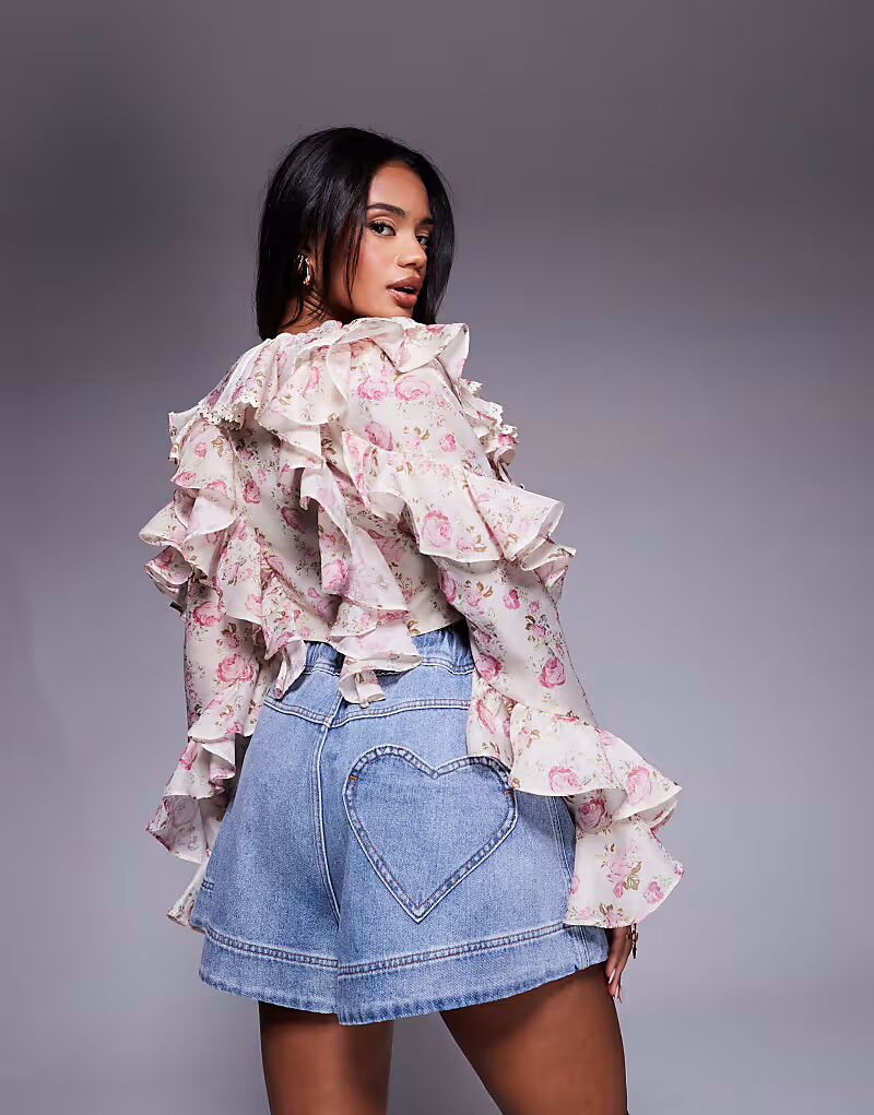

Шорты-клеш ASOS LUXE с завышенной талией и карманом в форме сердца, цвет средне-синий