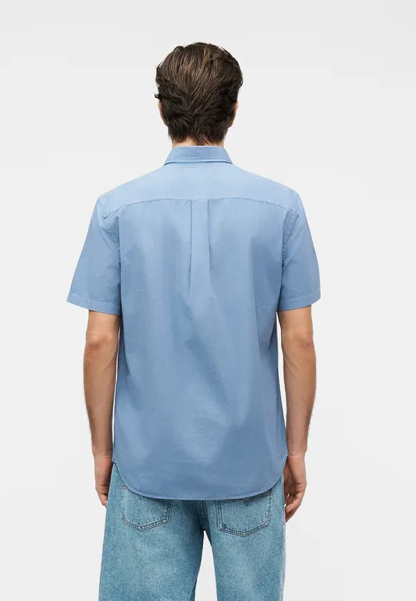 Рубашка Tommy Hilfiger garment dyed shirt, ярко-синий — фото 3