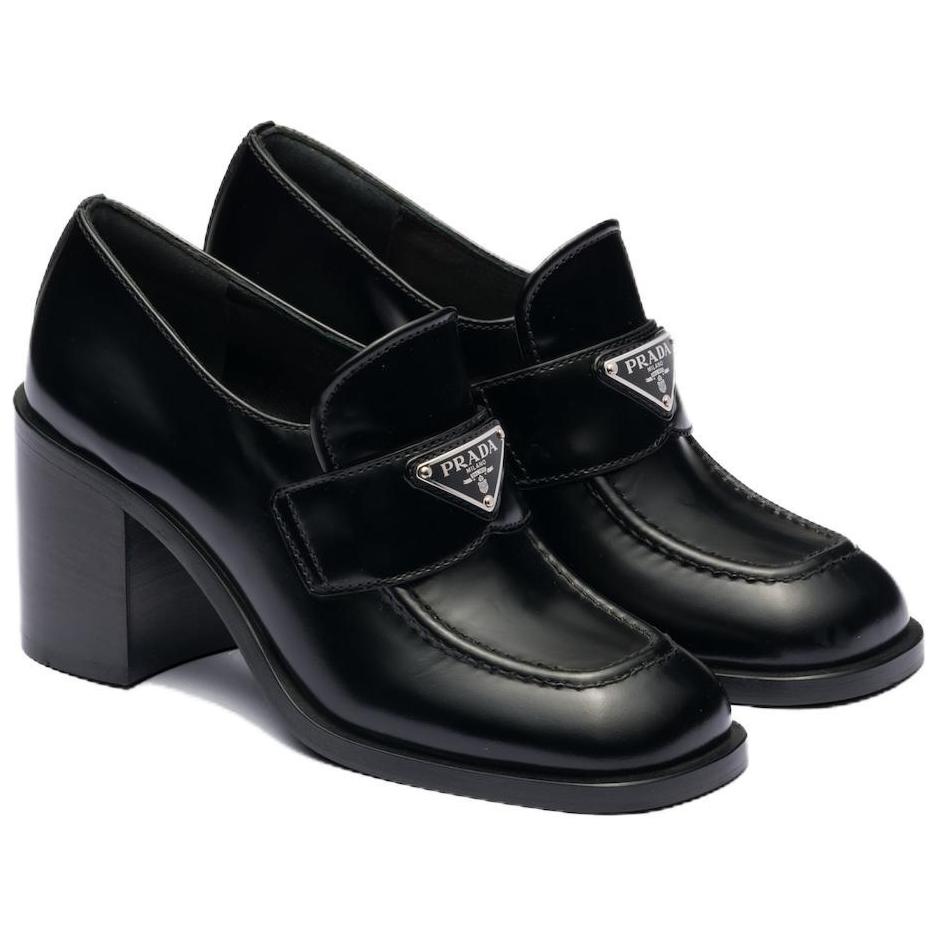 Приталенные кожаные лоферы на высоком каблуке 'Black' Женские PRADA — фото 2