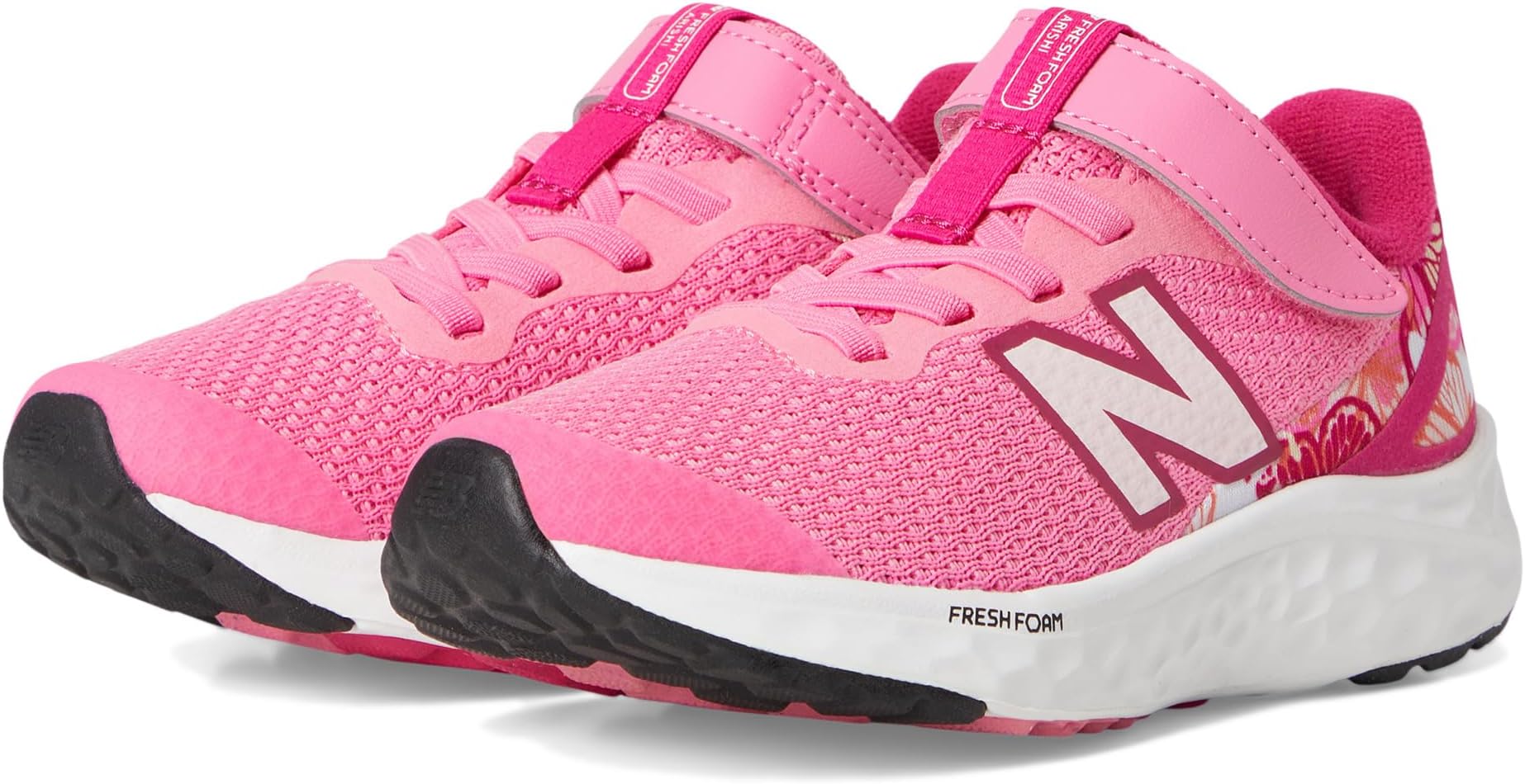 

Кроссовки New Balance Kids Fresh Foam Arishi v4 Bungee Lace with Top Strap, цвет Signal Pink/Carnival Pink/Shell Pink