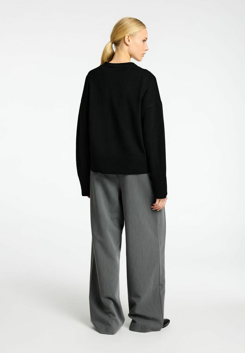 

Кардиган V AUSSCHNITT Selected Femme, черный