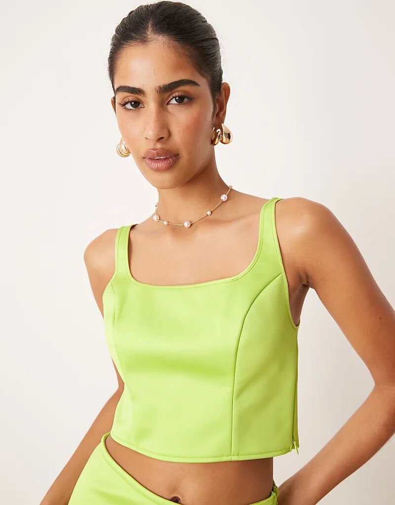 

Атласный топ-комбинация с широким квадратным вырезом ASOS DESIGN салатового цвета — часть комплекта