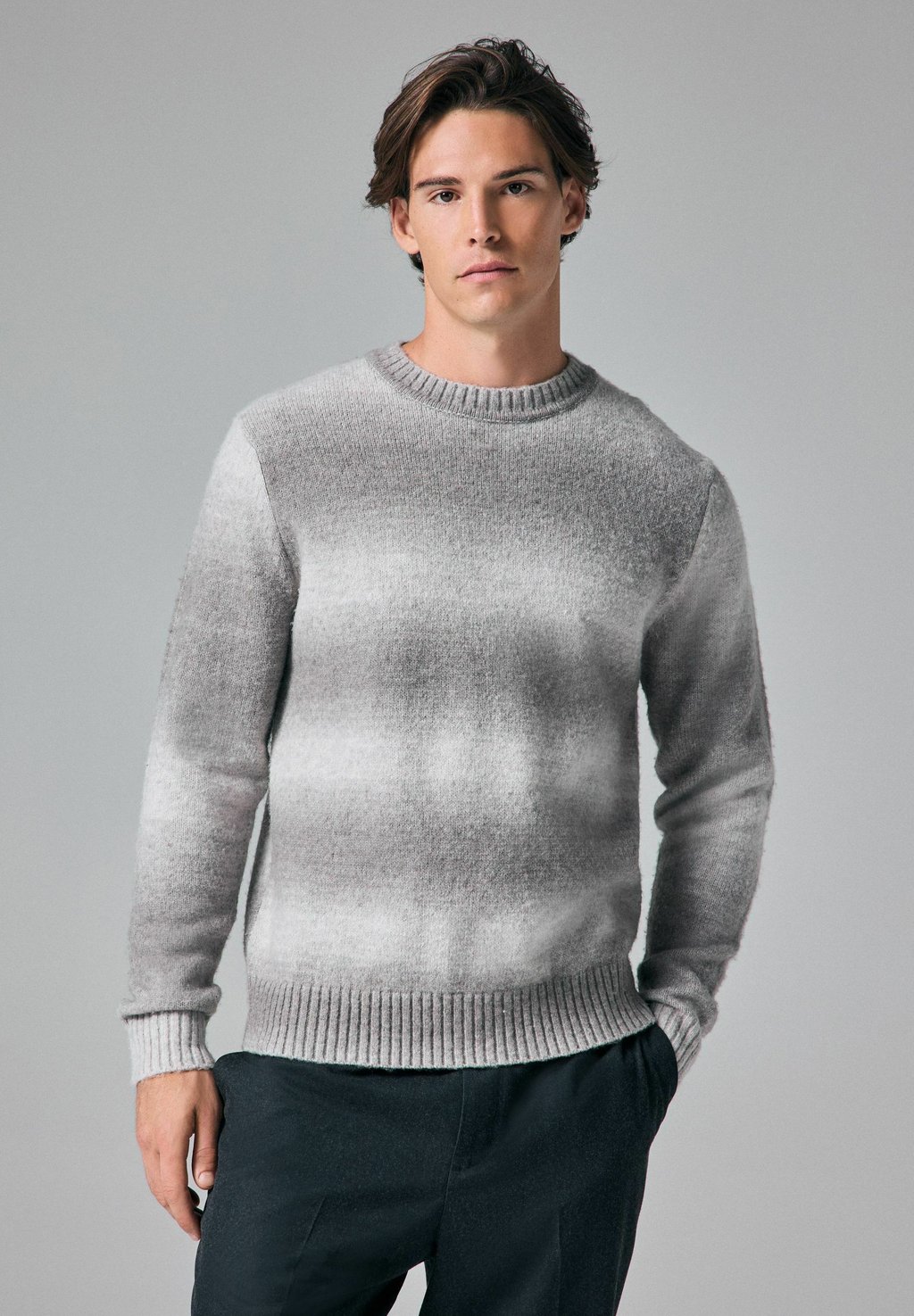 

Джемпер OMBRE CREW WITH-REGULAR FIT Next, серый