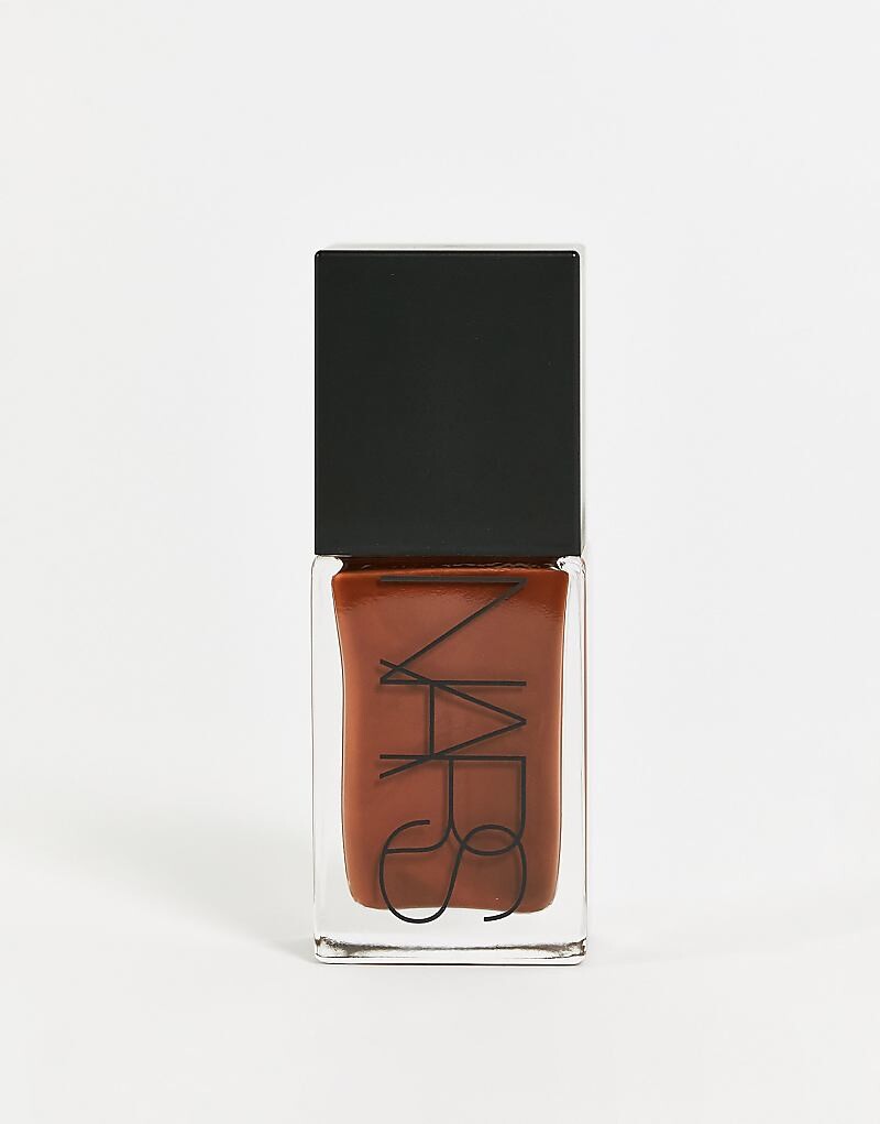 

Светоотражающий тональный крем NARS