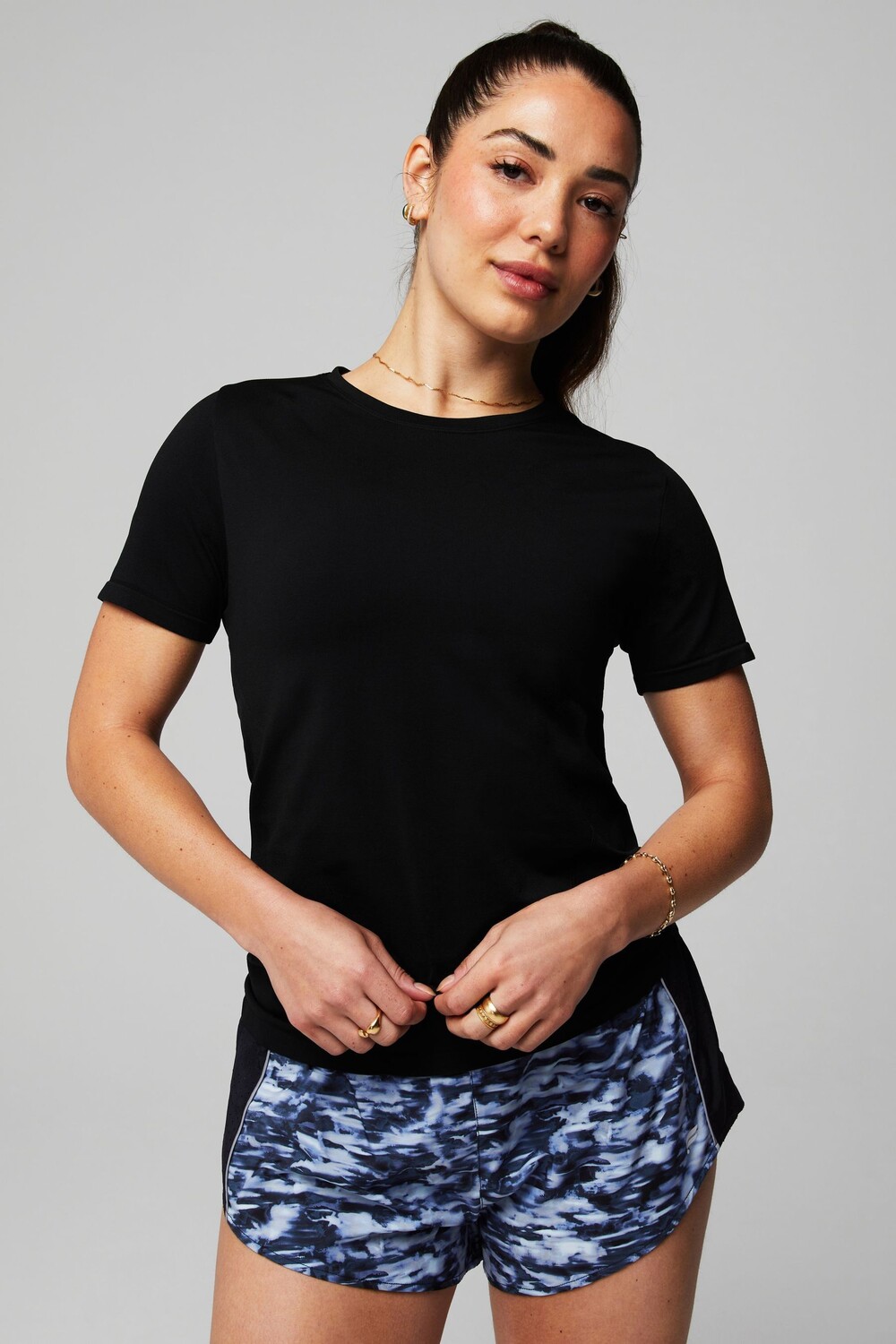 

Топ с короткими рукавами Feather tech+ Fabletics, черный