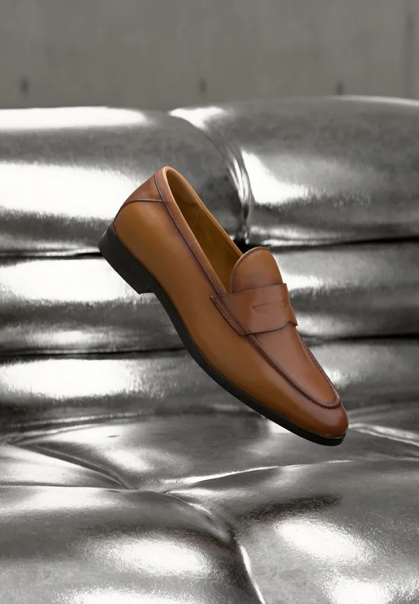 Элвис умные слипоны Aldo, Cognac