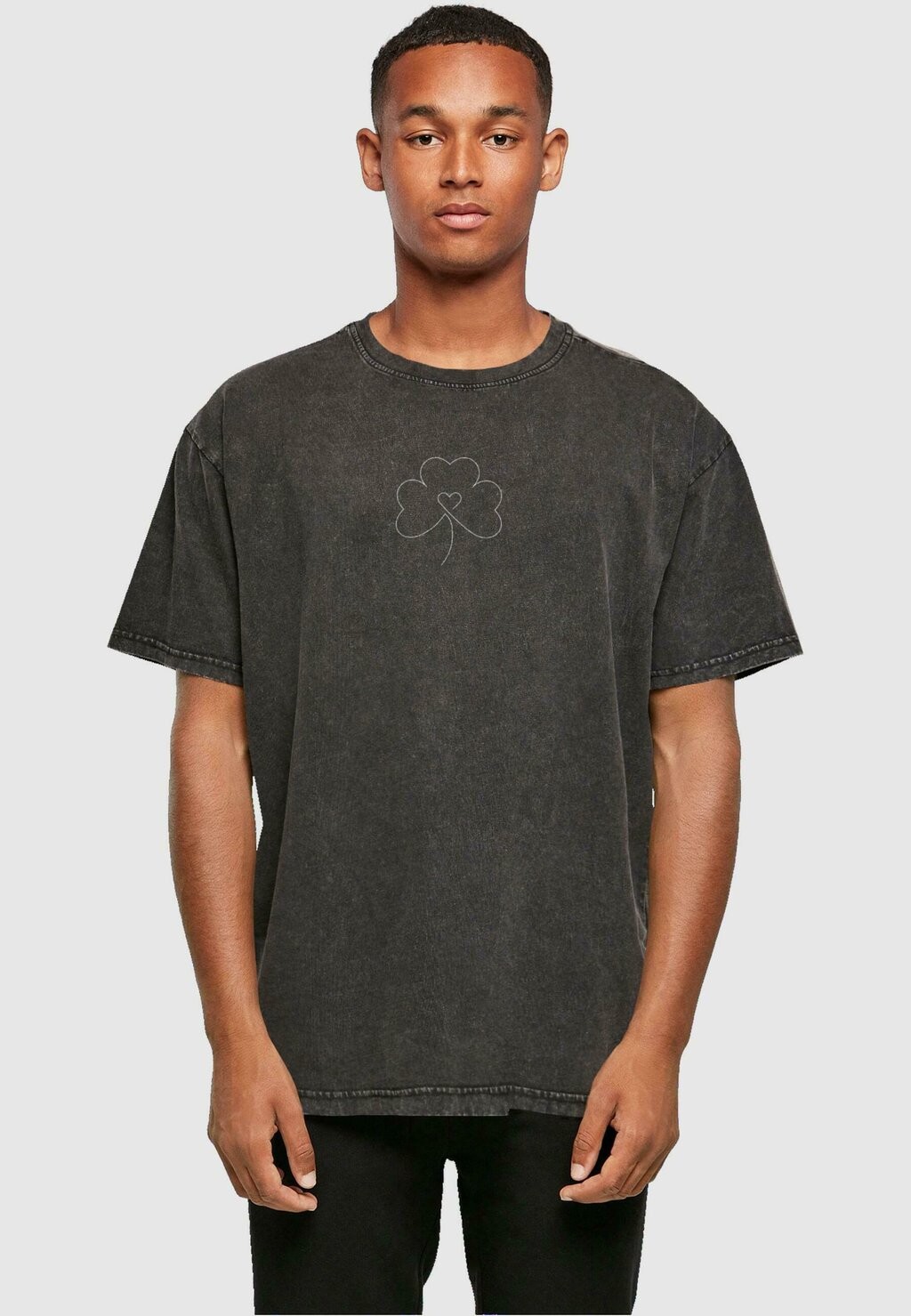 

Футболка с принтом SPRING LEAF CLOVER FLOWER ACID WASHED HEAVY Merchcode, черный