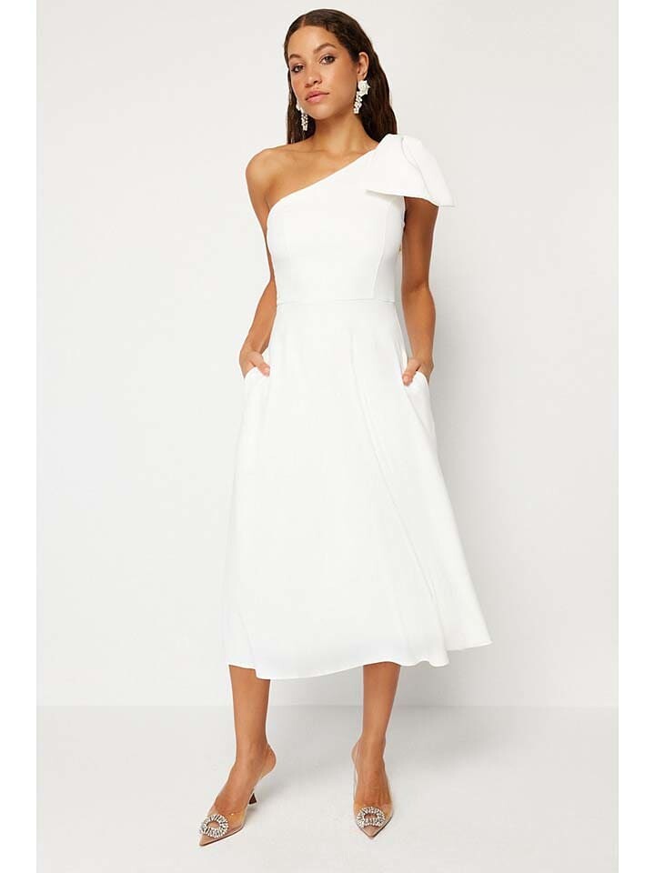 

Платье до колена trendyol Kleid, белый