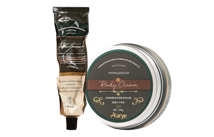 

Набор защитный: лосьон для тела и крем для рук с увлажняющим эффектом AARYE