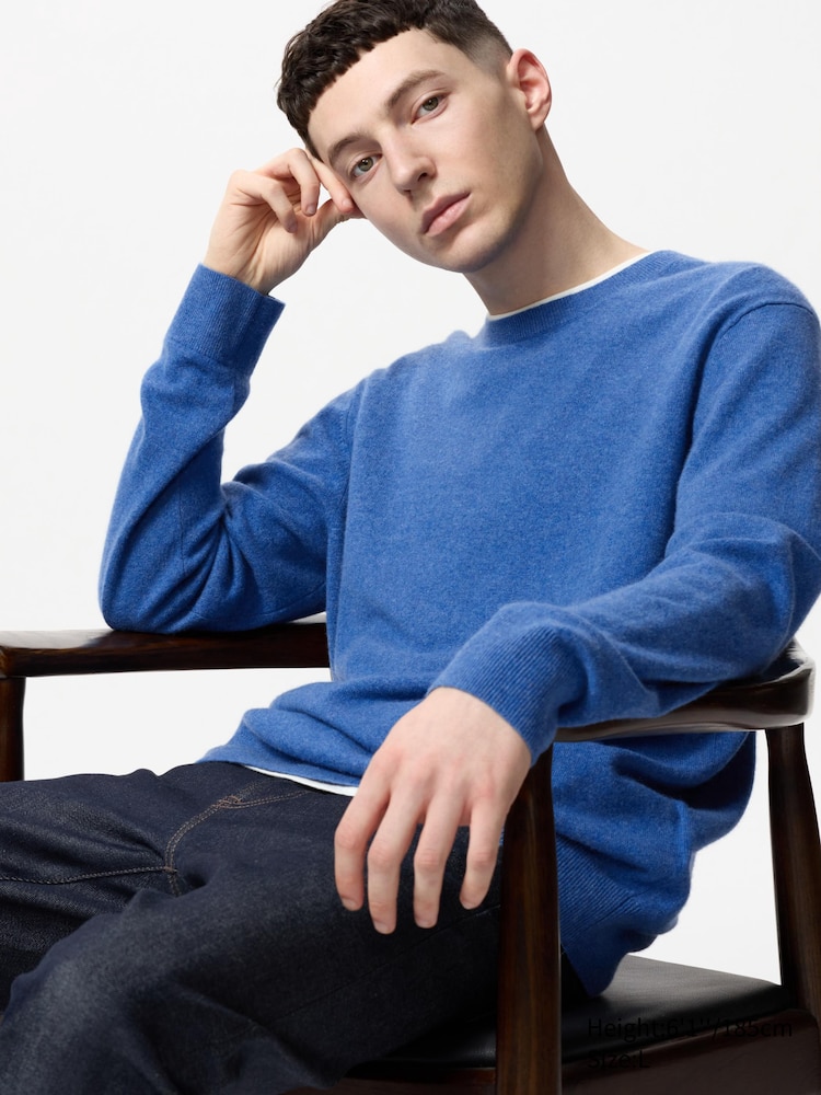 

Джемпер с круглым вырезом из 100% кашемира Uniqlo, цвет 65 синий