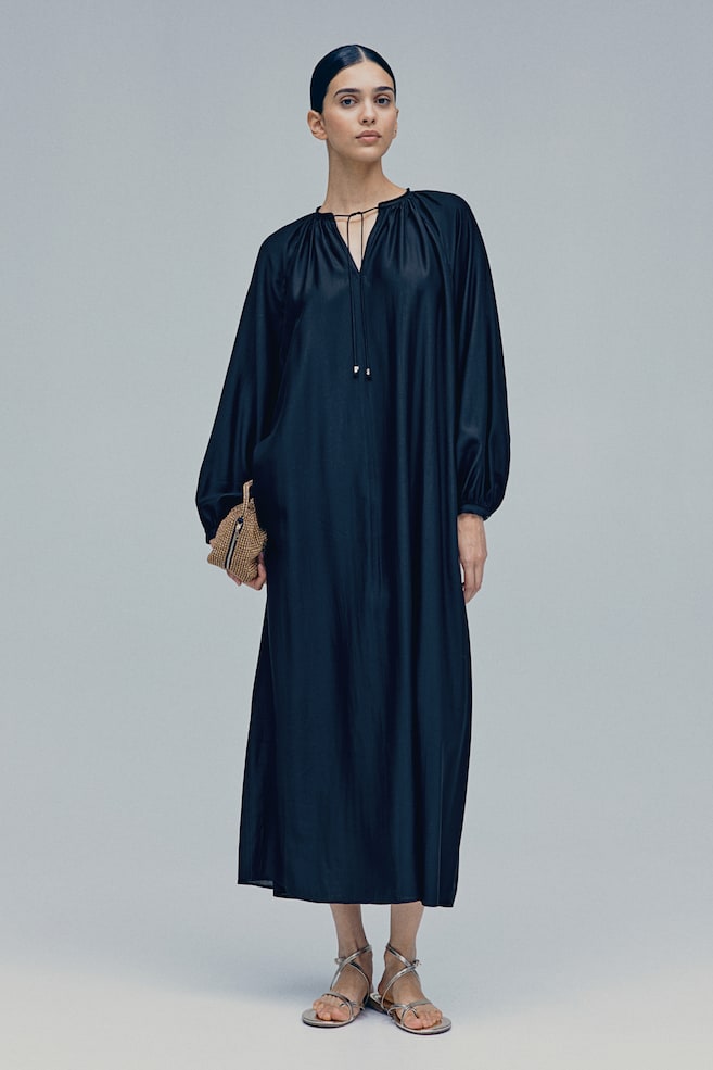 

Платье с рукавами-фонариками H&M, черный