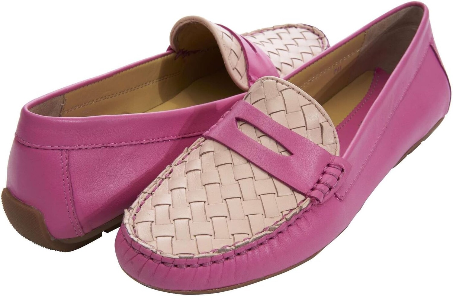 

Лоферы Vaneli Adebel, цвет Fushia/Blush Nappa