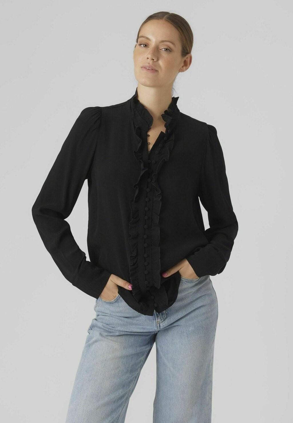 

Рубашка Vero Moda VMSELLA FRILL, черный