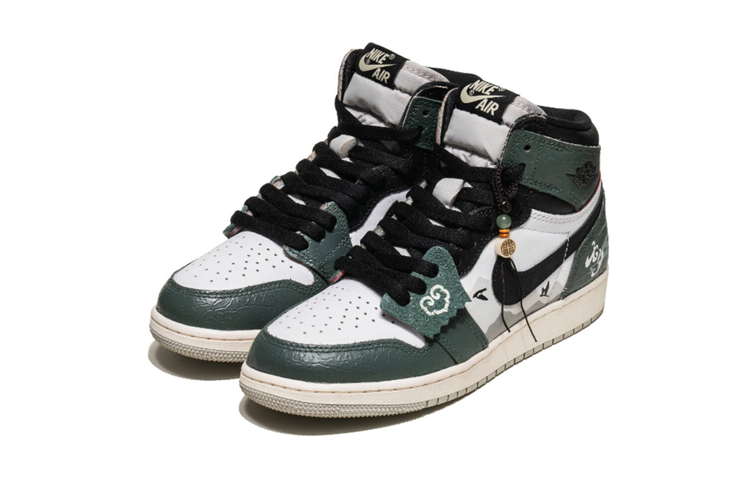 

Кроссовки Air Jordan 1 Vintage Basketball Shoes Women's High-top Black, зеленый