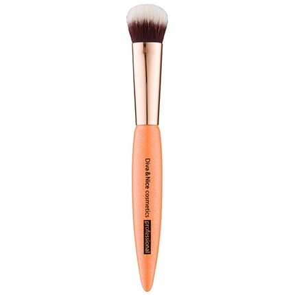 

Профессиональная кисть для хайлайтера MAX 530/06 - 1 шт. Diva & Nice Cosmetics