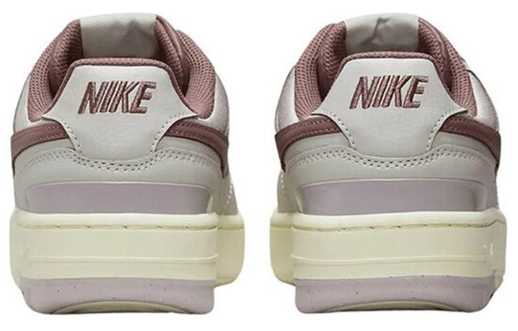 Женские кроссовки для скейтбординга Nike Gamma Force, Белый/Красный — фото 4