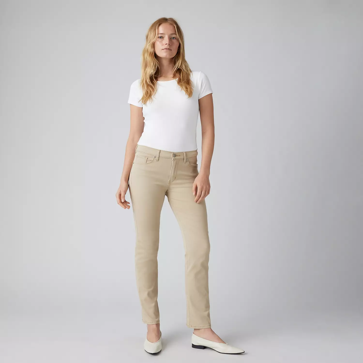 

Классические женские джинсы прямого кроя Levi's, коричневый