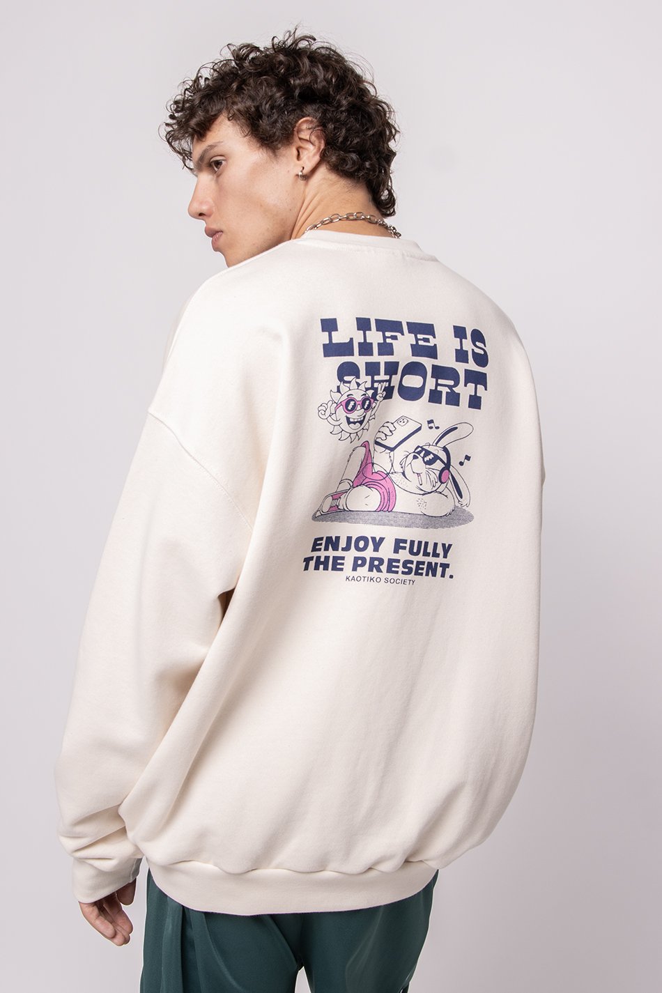 

Толстовка CREW LIFE IS SHORT UNISEX Kaotiko, кремовый