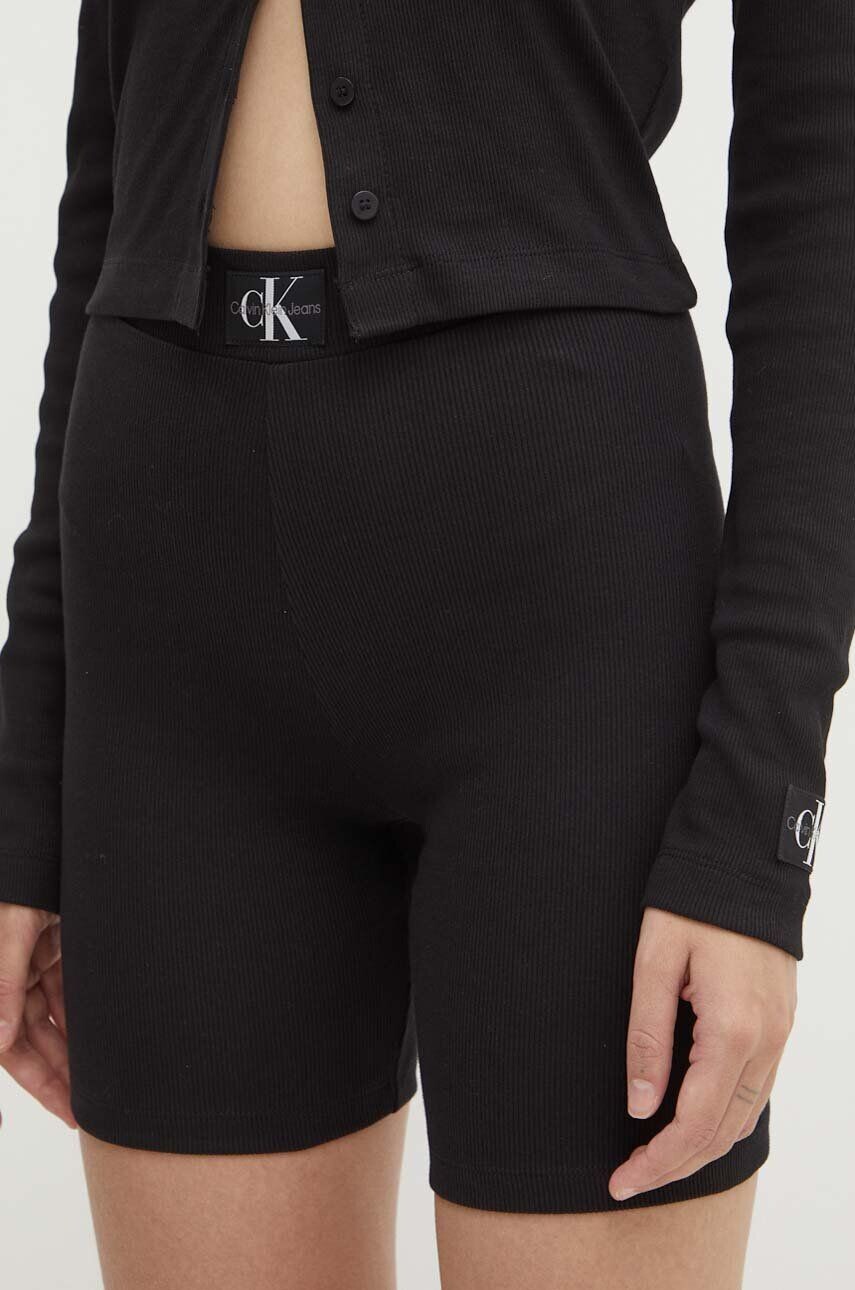 

Шорты Calvin Klein Jeans, черный